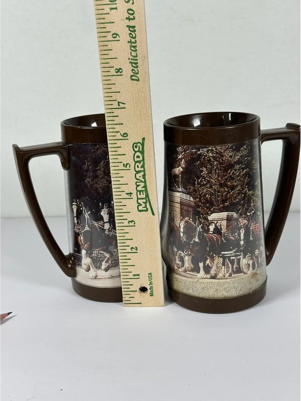 Vintage Thermo-Serv Horse Carriage Plastic Beer Mugs Set of 2 C-11